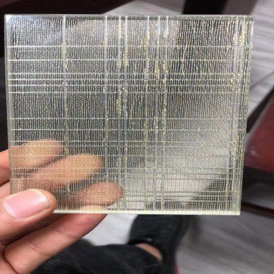 夹胶艺术玻璃可以夹什么材料?布、绢、膜、丝有哪些区别?
