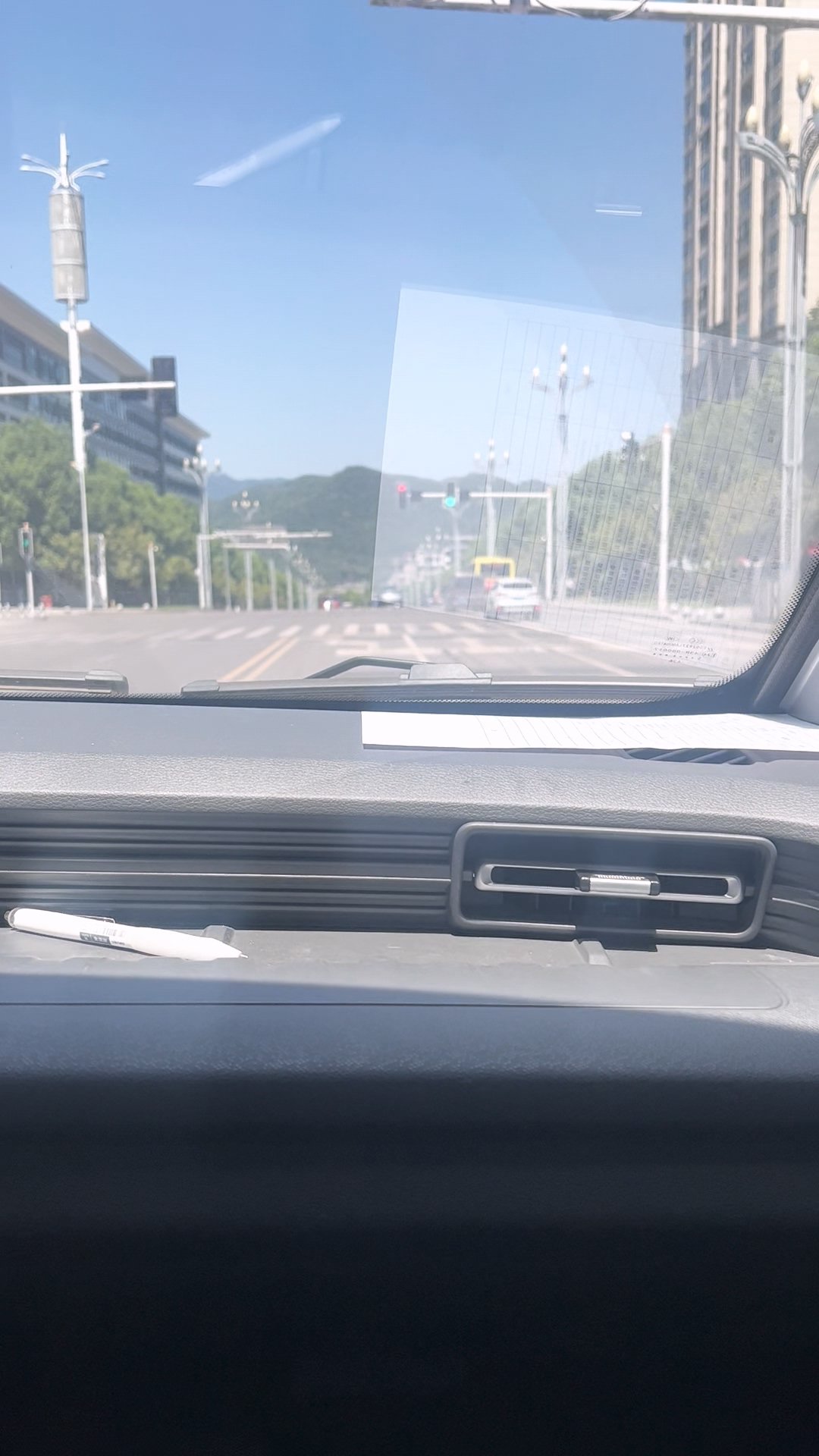 进了丰都县城